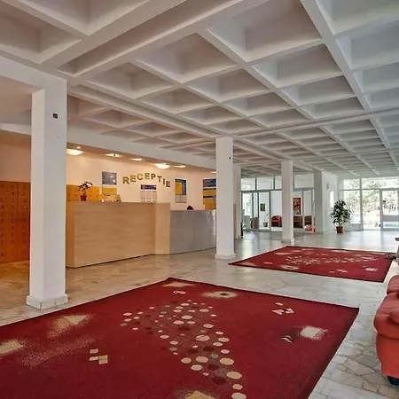 מלון Aquapark Balada סאטורן